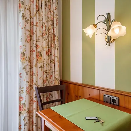 Schnell Guest house 3*