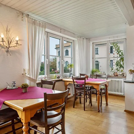 Schnell Guest house