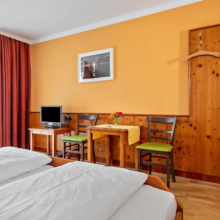 Schnell Guest house *
